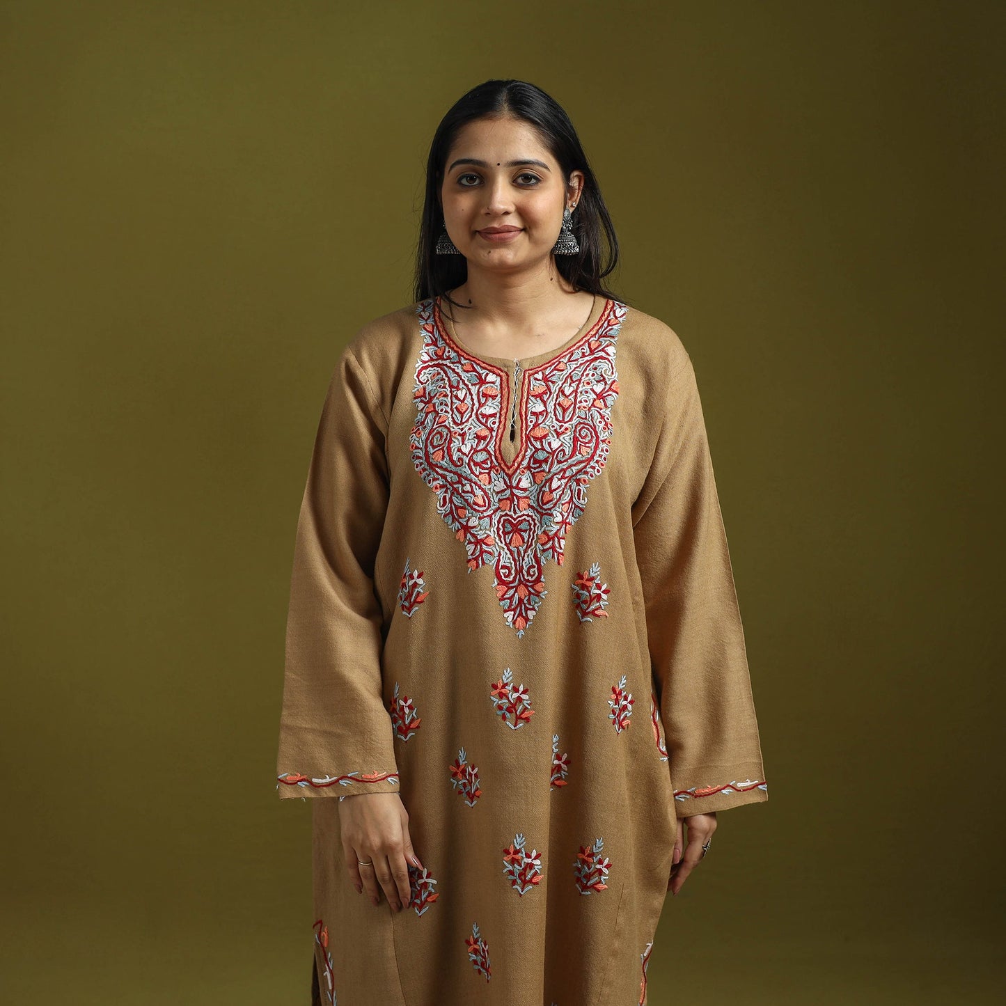 Handwoven aari hand embroidered kashmiri pure wool pheran