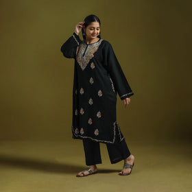 Handwoven aari hand embroidered kashmiri pure wool pheran