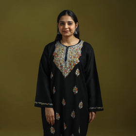 Handwoven aari hand embroidered kashmiri pure wool pheran