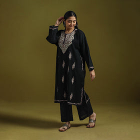 Handwoven aari hand embroidered kashmiri pure wool pheran