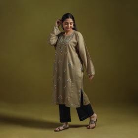 Handwoven aari hand embroidered kashmiri pure wool pheran