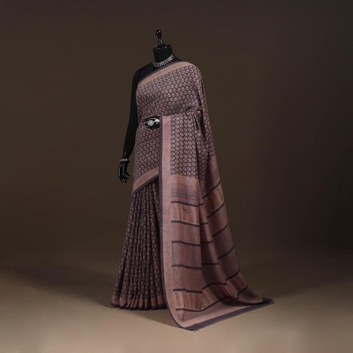 Handwoven merino wool natural dyed hand bagh saree 04