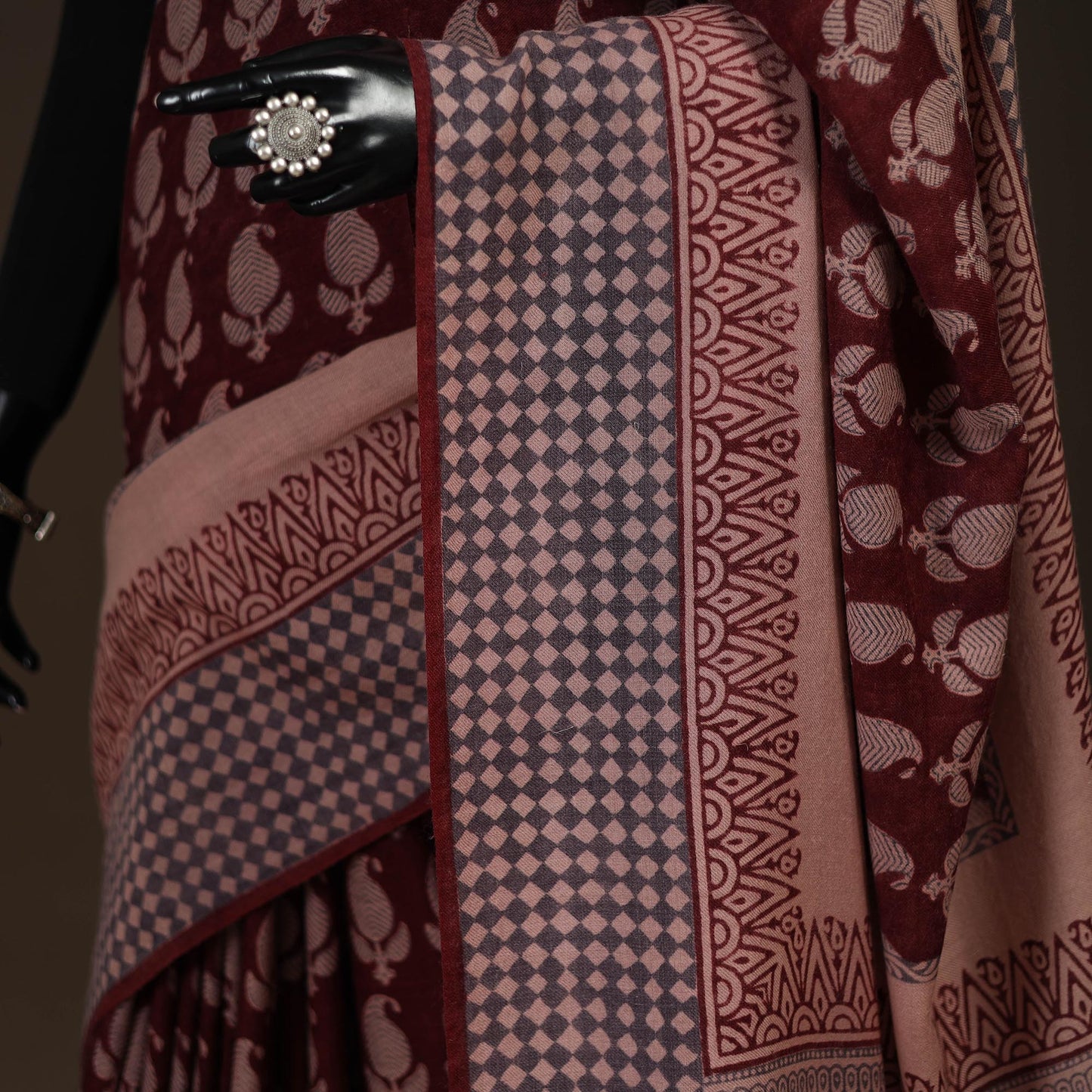 Handwoven merino wool natural dyed hand bagh saree 09