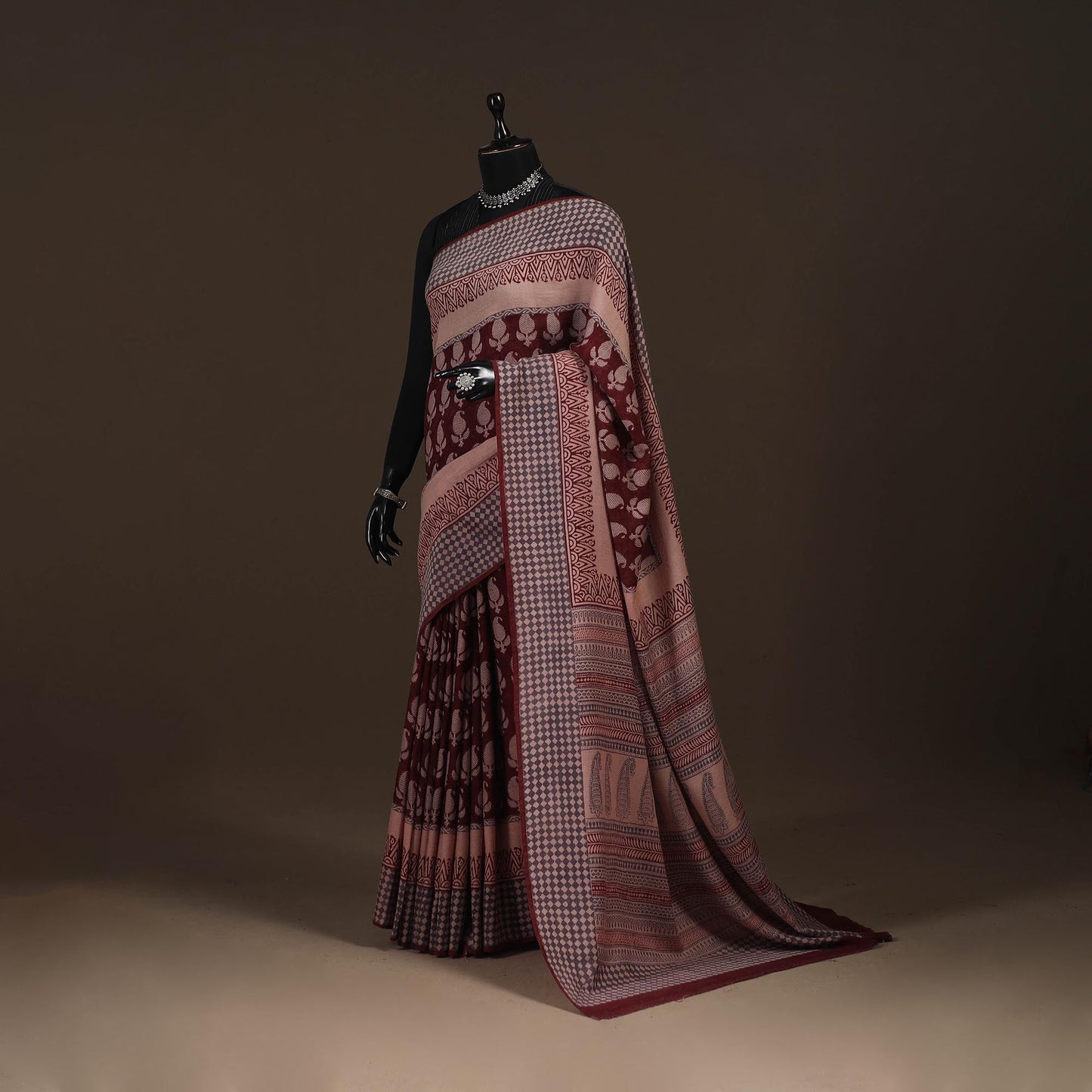 Handwoven merino wool natural dyed hand bagh saree 09