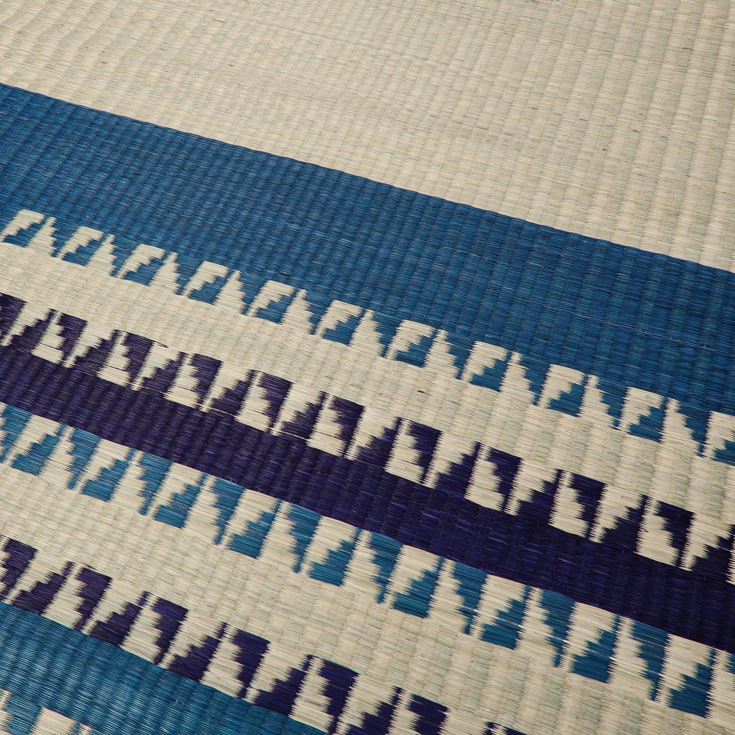  Handwoven Pattamadai Korai Grass Floor Mat 