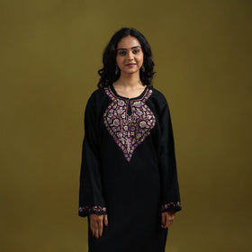 Handwoven sozni hand embroidered kashmiri merino wool