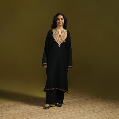 Handwoven sozni hand embroidered kashmiri merino wool