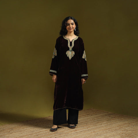 Handwoven sozni hand embroidered kashmiri velvet pheran 43