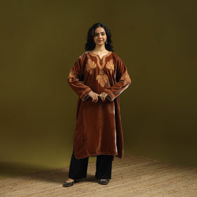 Handwoven sozni hand embroidered kashmiri velvet pheran 44