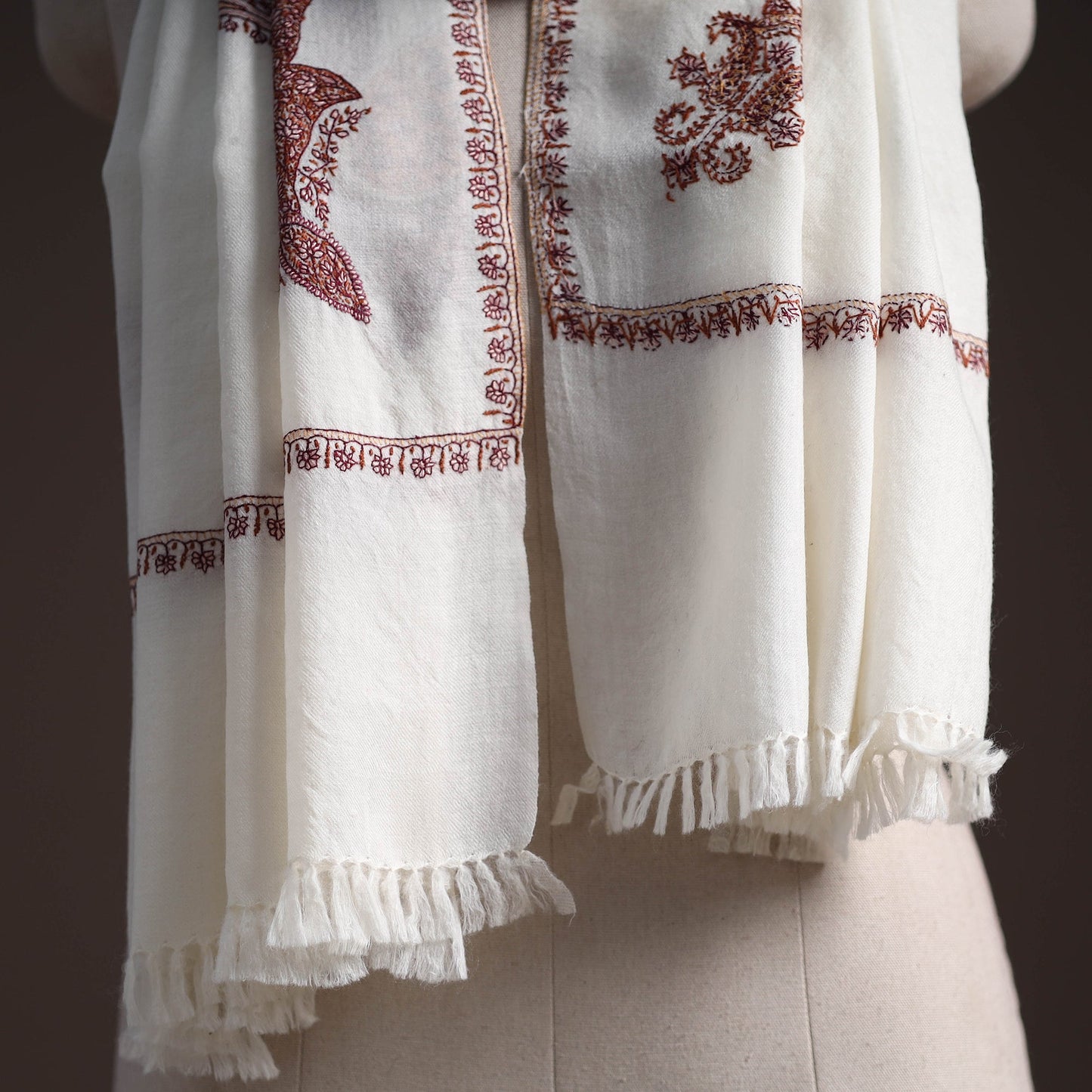 Handwoven sozni hand embroidered merino wool kashmiri stole