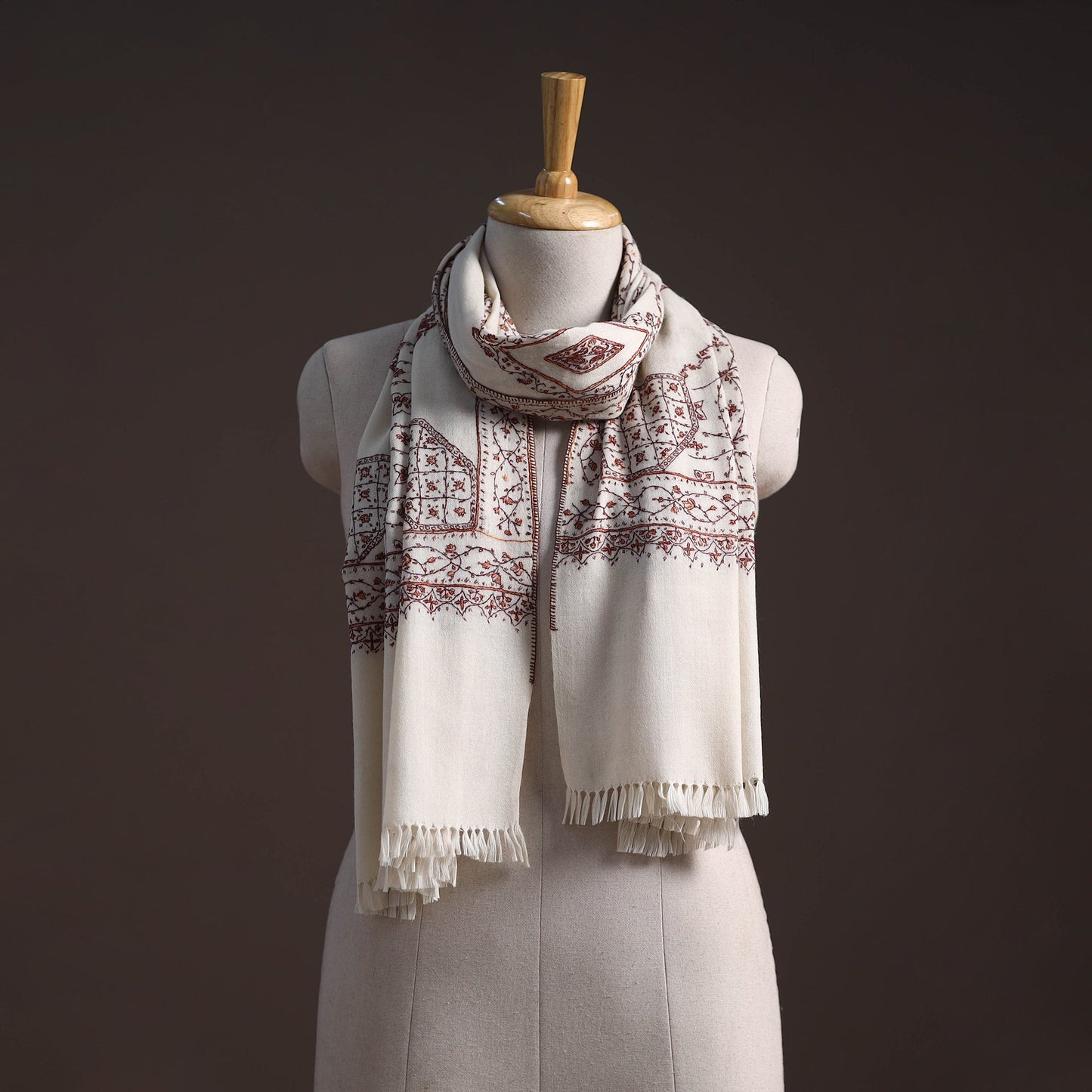 Handwoven sozni hand embroidered merino wool kashmiri stole