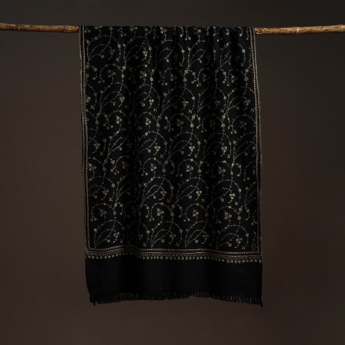 Handwoven sozni hand embroidered merino wool kashmiri stole