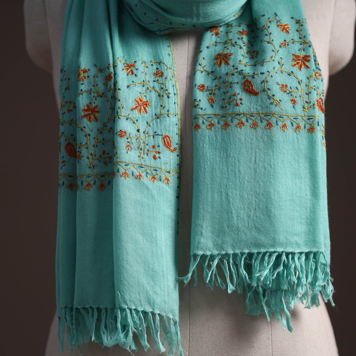 Handwoven sozni hand embroidered merino wool kashmiri stole