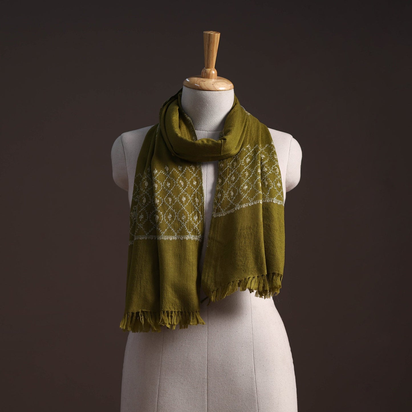 Handwoven sozni hand embroidered merino wool kashmiri stole