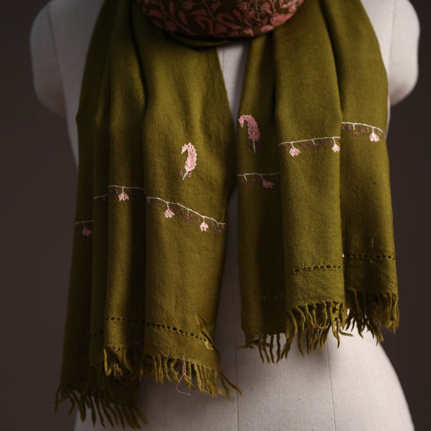 Handwoven sozni hand embroidered merino wool kashmiri stole