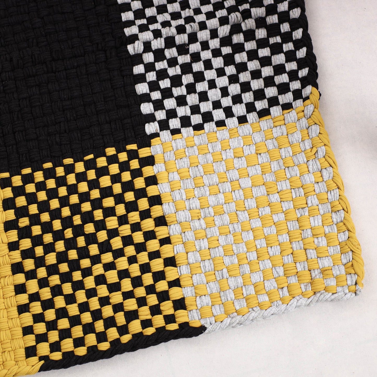  Handwoven Upcycled Cotton Carpet / Rug 