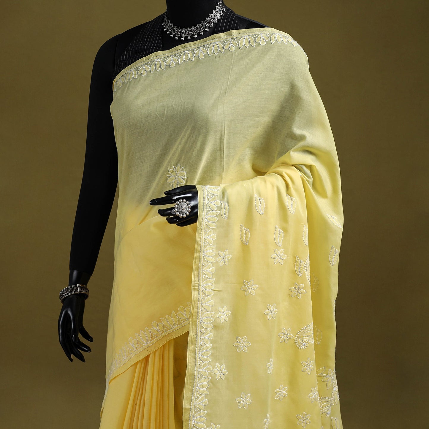 Heavy hand embroidered terivoile cotton lucknow chikan