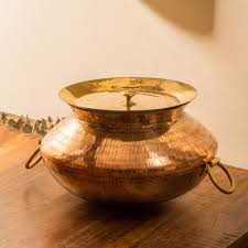 6 benefits of drinking water in copper vessels