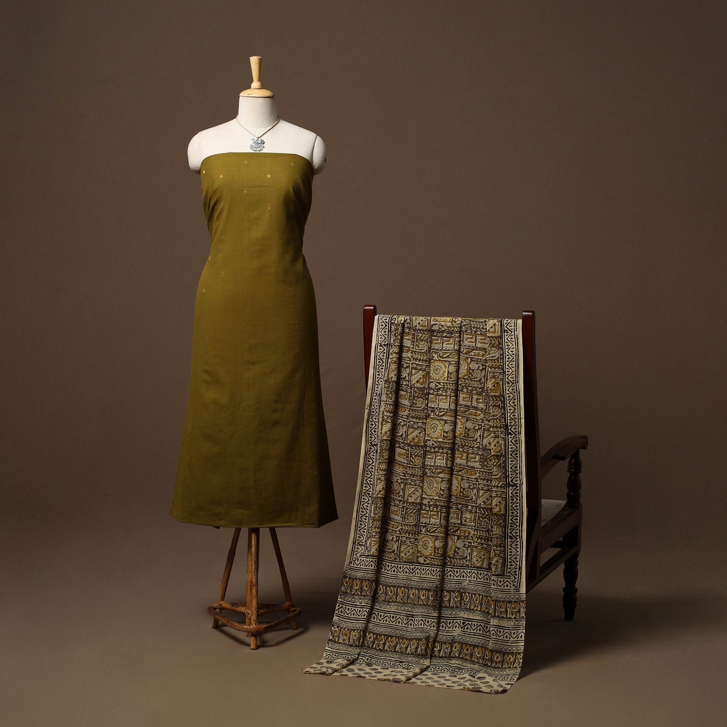 Jacquard cotton 2pc unstitched dress material