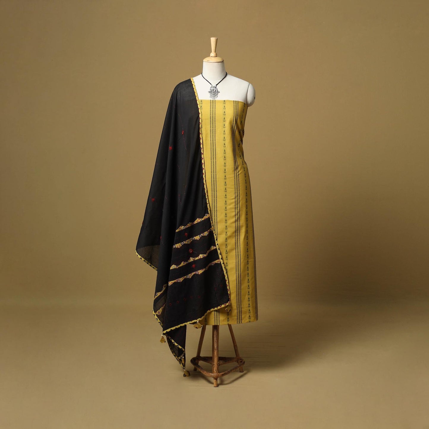 Jacquard cotton 2pc unstitched dress material