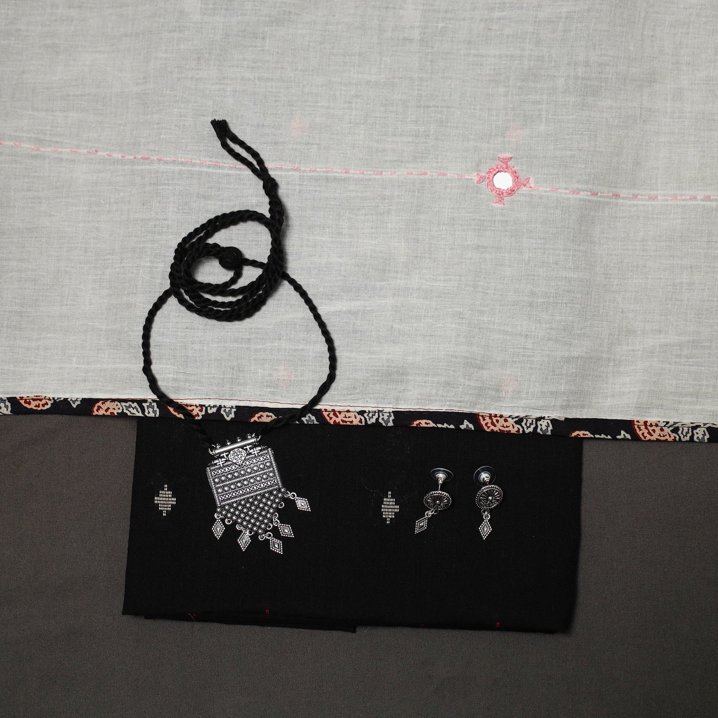 Jacquard cotton 2pc unstitched dress material