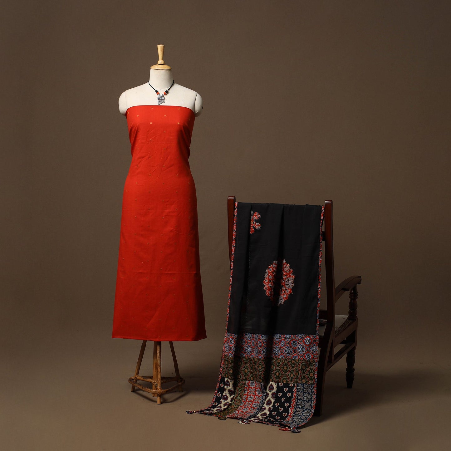 Jacquard cotton 2pc unstitched dress material