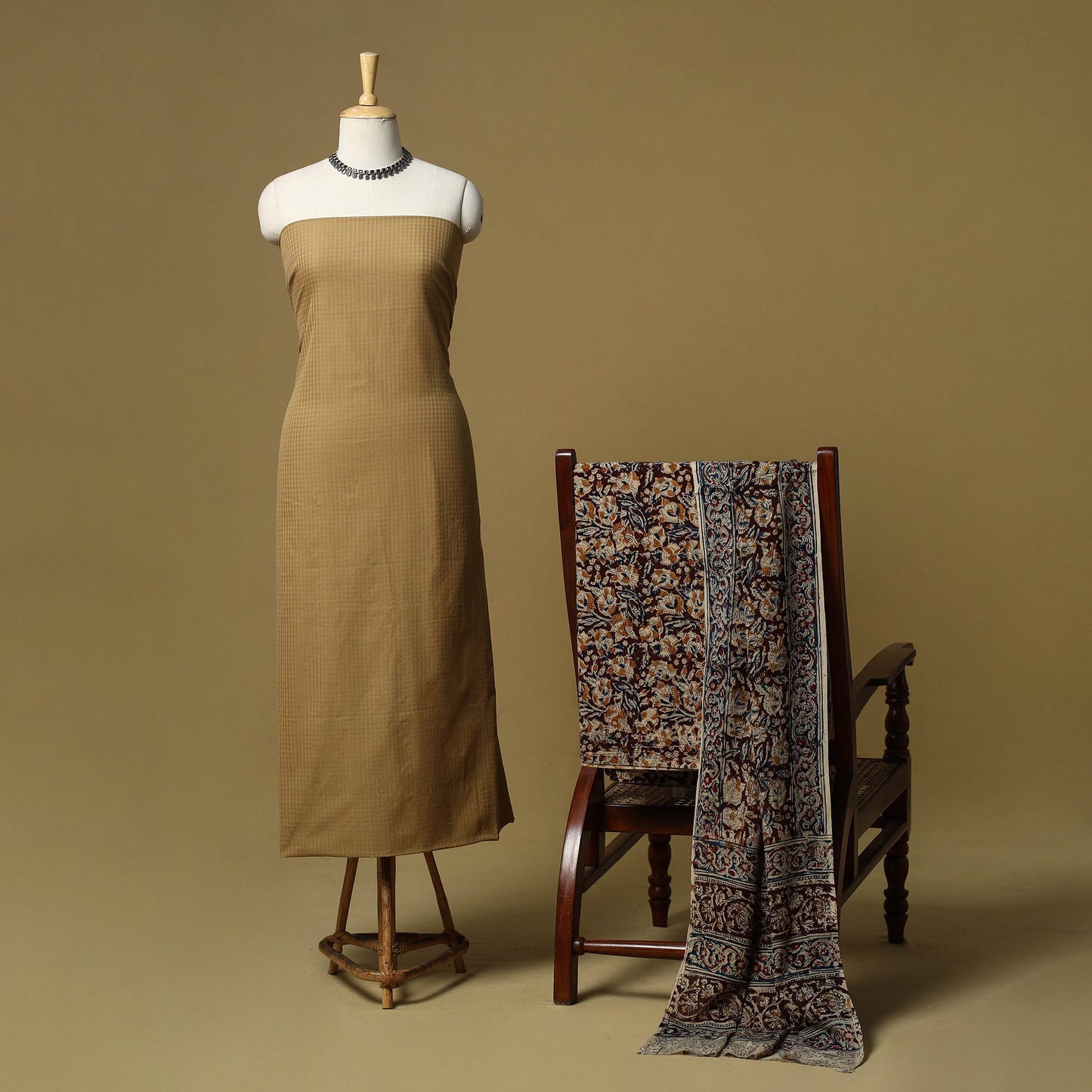 Jacquard cotton 3pc unstitched dress material 168