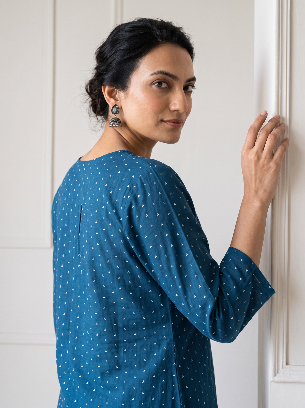 Blue Jacquard Cotton Arrowhead Dots Kurta, over the shoulder view, teal blue cotton, tiny white arrowheads, AI visual of the kurta, iTokri