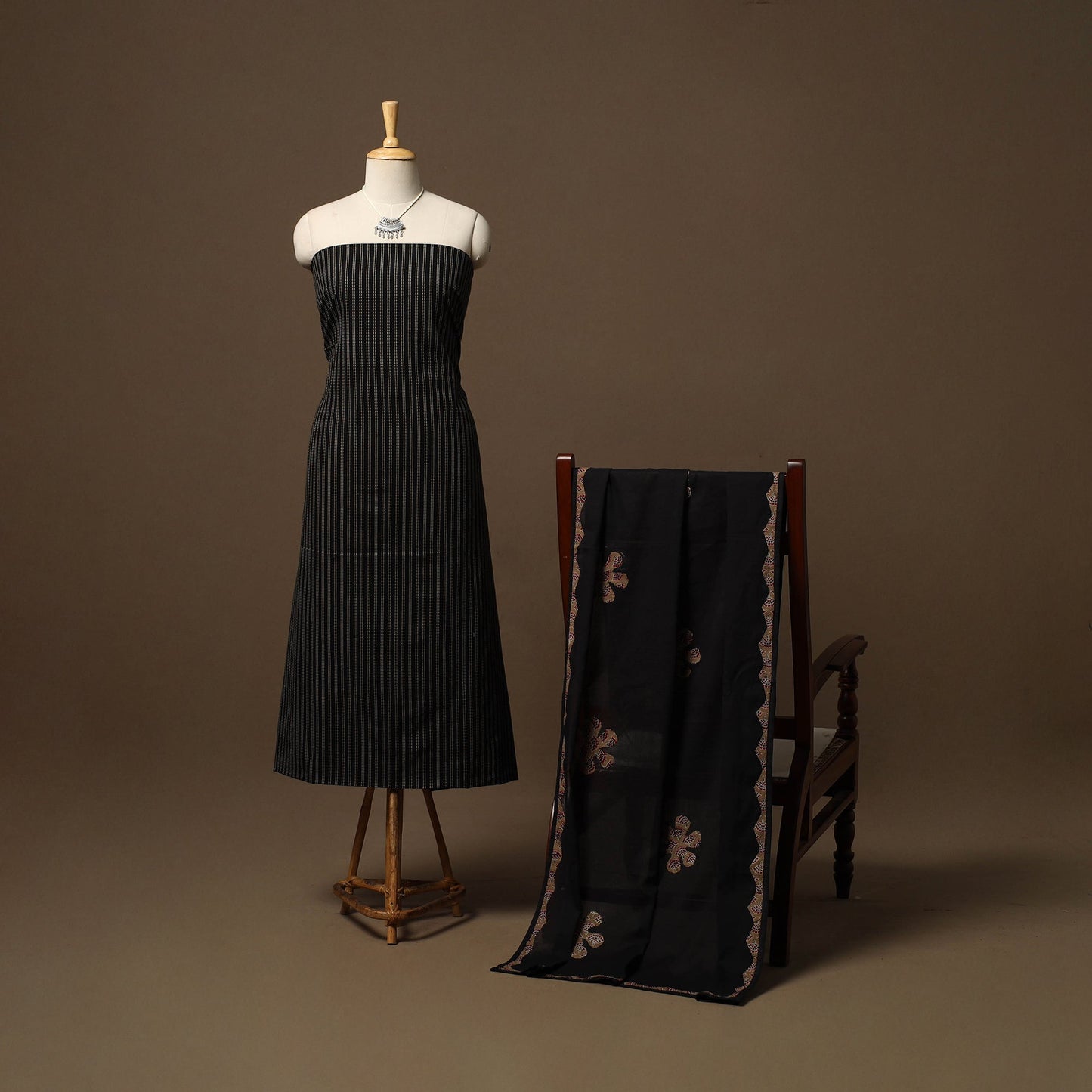 Jacquard weave cotton 2pc unstitched dress material