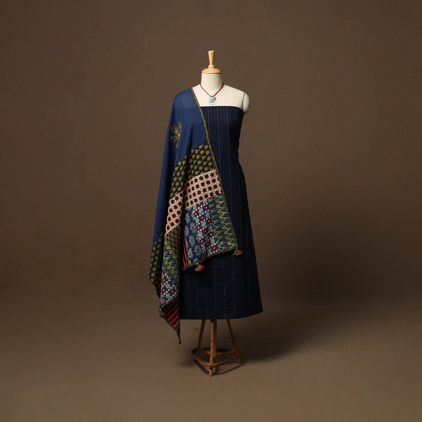 Jacquard weave cotton 2pc unstitched dress material