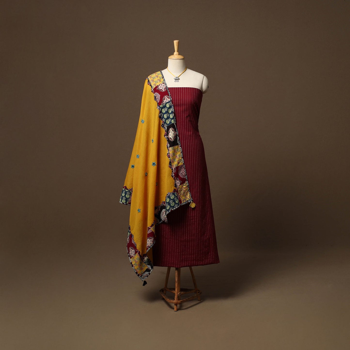 Jacquard weave cotton 2pc unstitched dress material