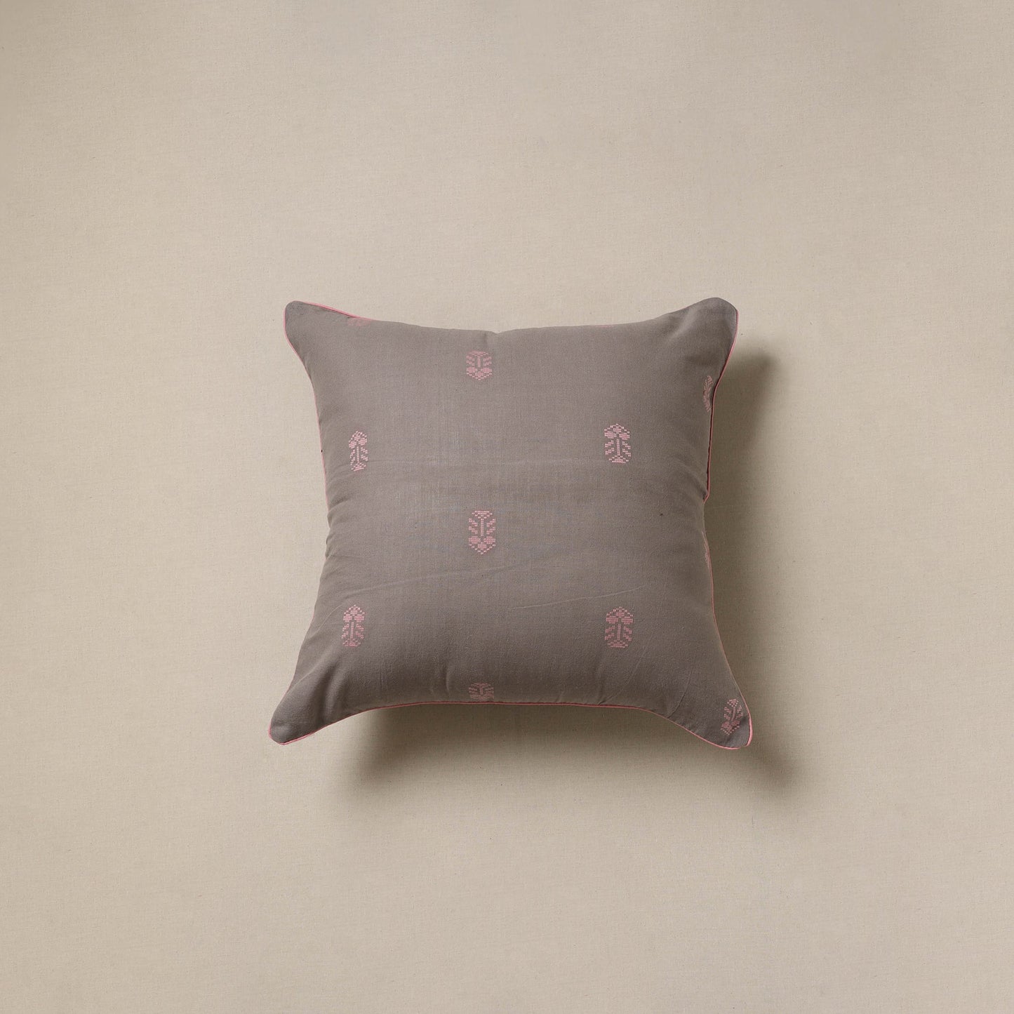 Jacquard weave cushion cover 09 - handcrafted