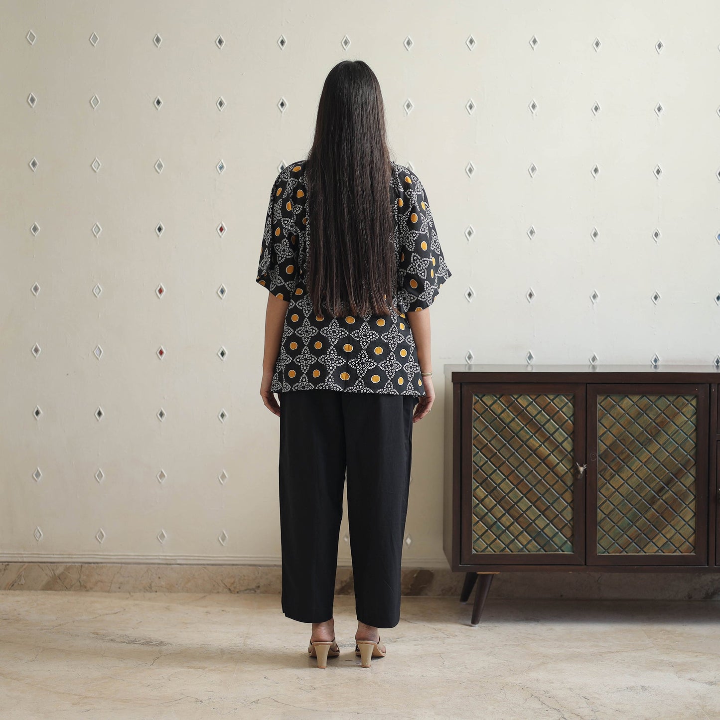 Jaipur screen printed cotton kaftan & pyjama night suit set