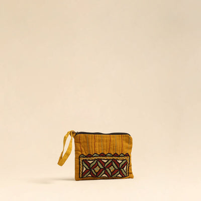 Kala Raksha Jat Hand Embroidered Cotton Coin Purse