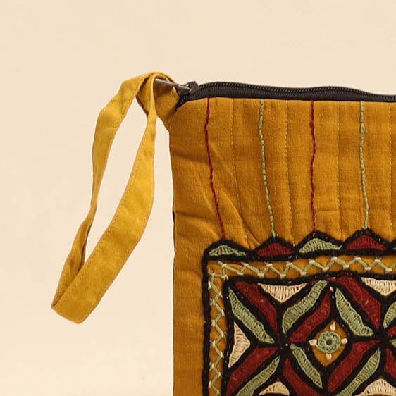 Kala Raksha Jat Hand Embroidered Cotton Coin Purse
