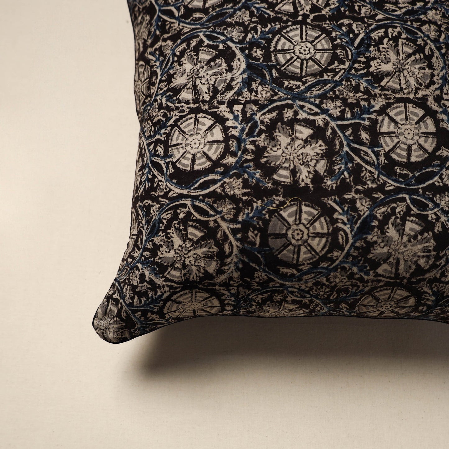 Kalamkari cotton cushion cover 24 - handcrafted