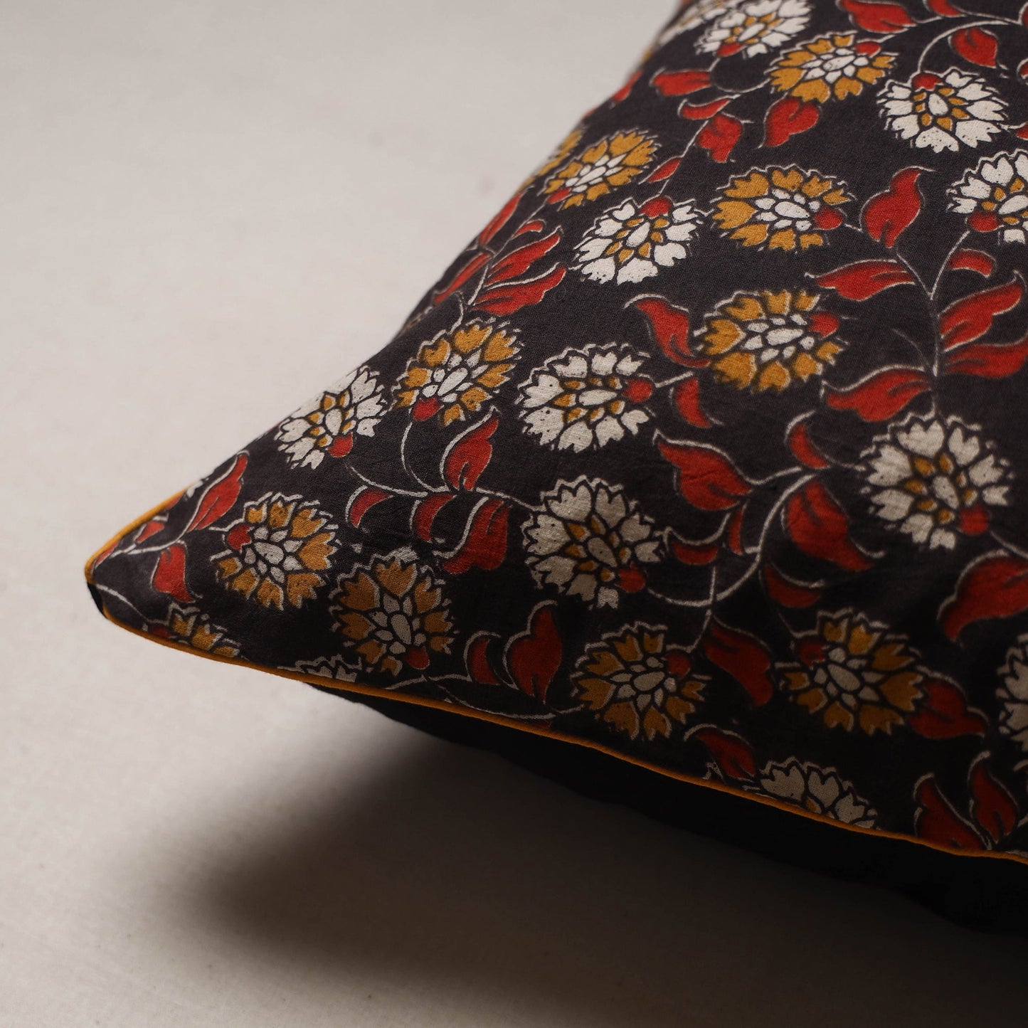 Kalamkari print cushion cover 41 - handcrafted
