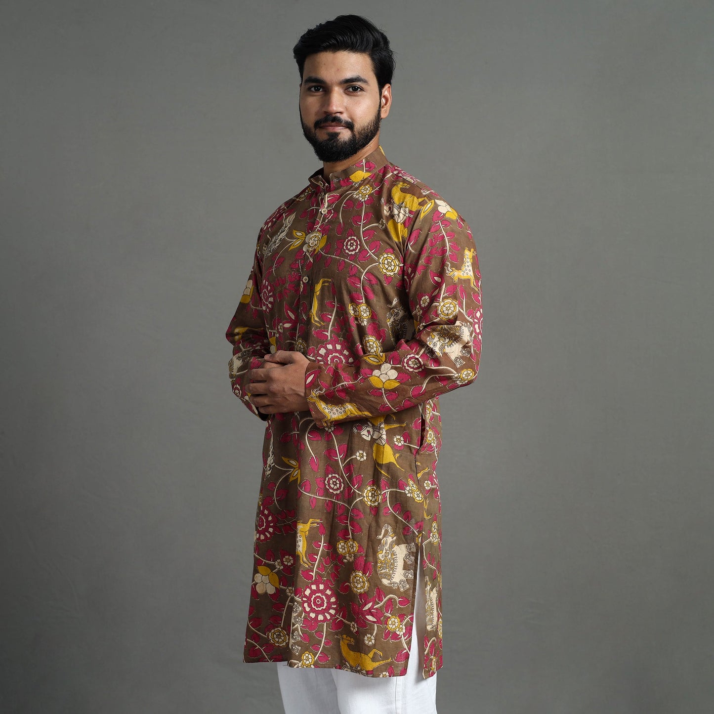 Buy Kalamkari Printed Cotton Men Long Kurta 14 Online at iTokri.com