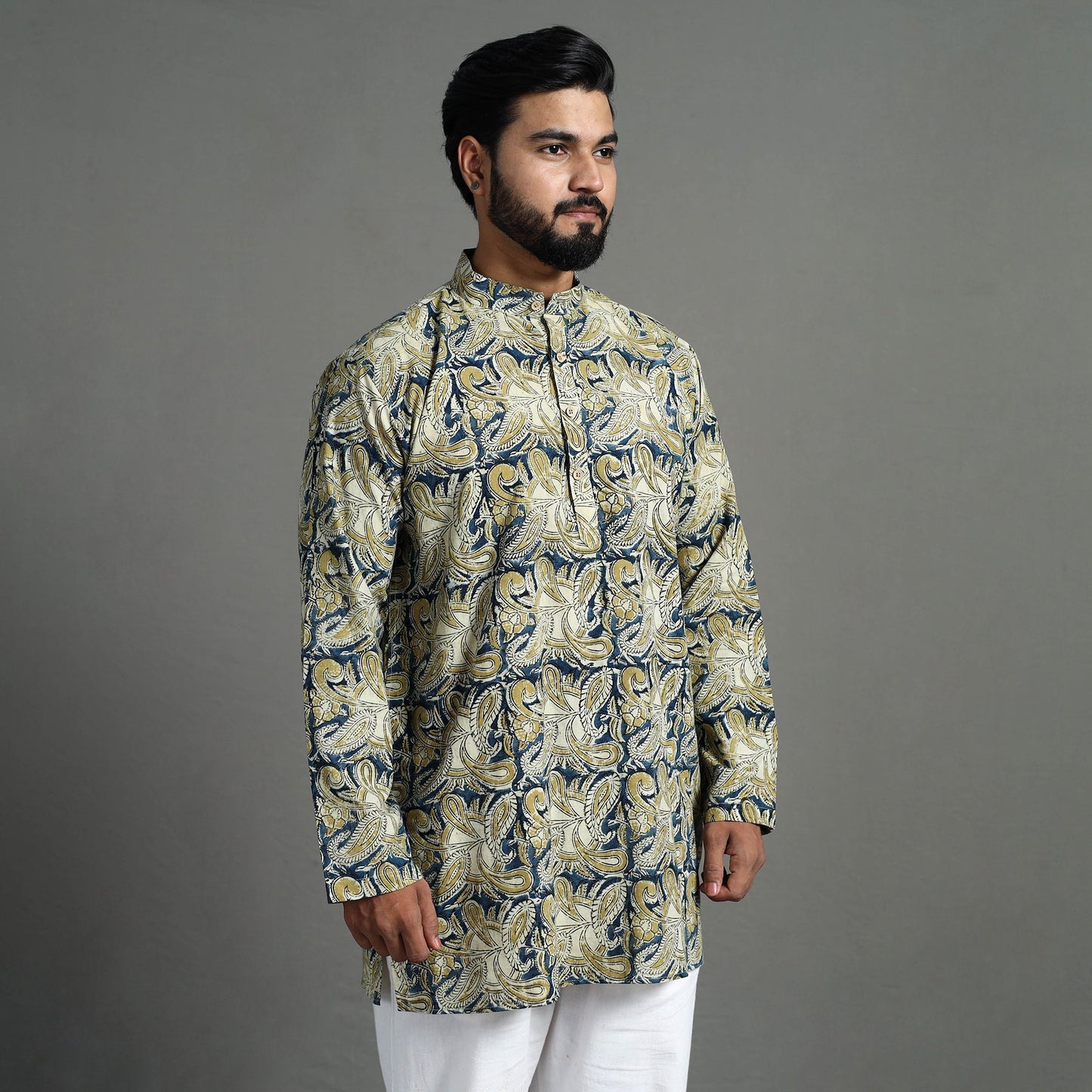  Kalamkari Block Printed Cotton Men Short Kurta 01 