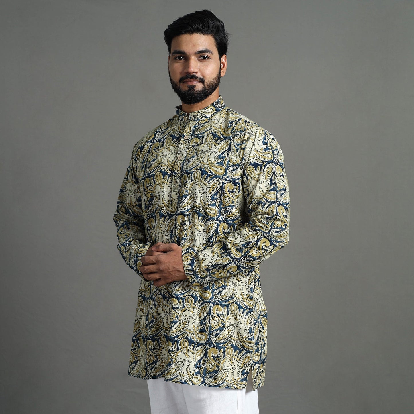  Kalamkari Block Printed Cotton Men Short Kurta 01 