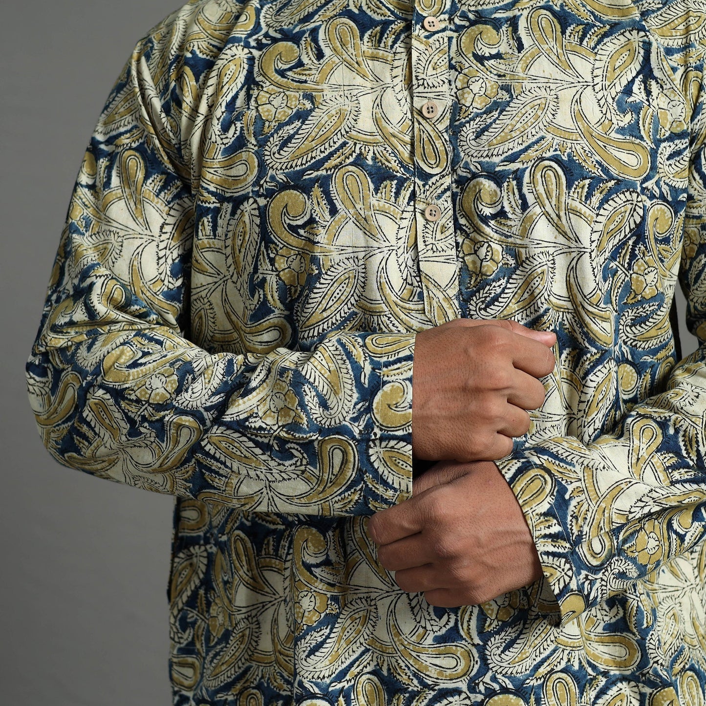  Kalamkari Block Printed Cotton Men Short Kurta 01 