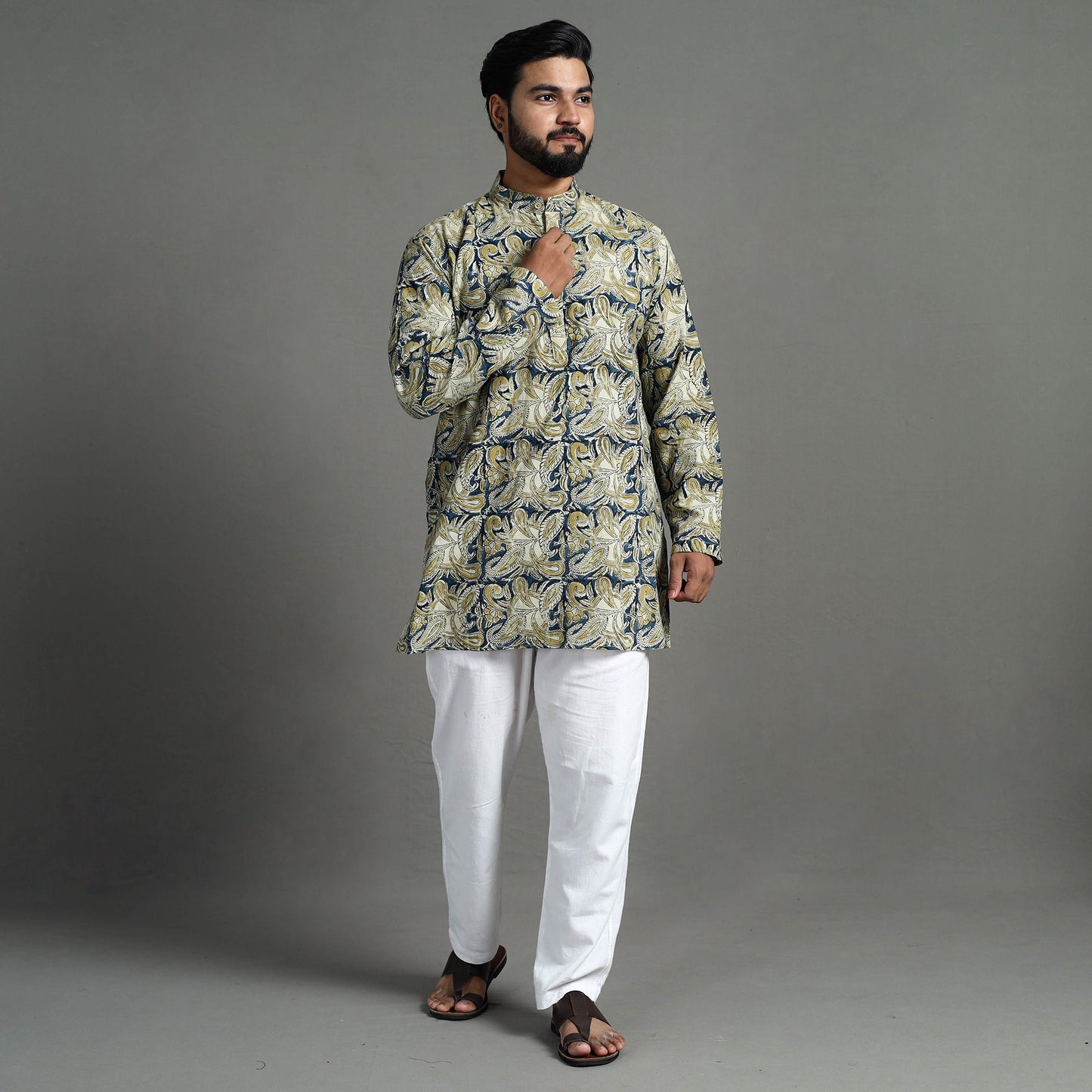  Kalamkari Block Printed Cotton Men Short Kurta 01 