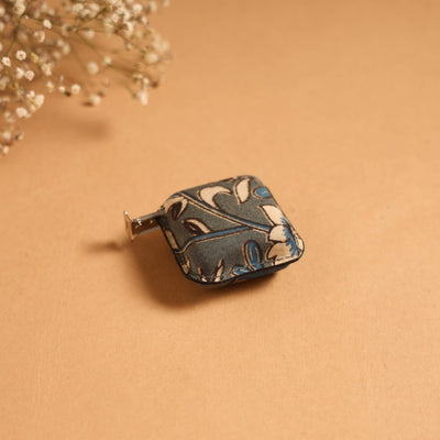 Kalamkari printed multipurpose measuring tape 16