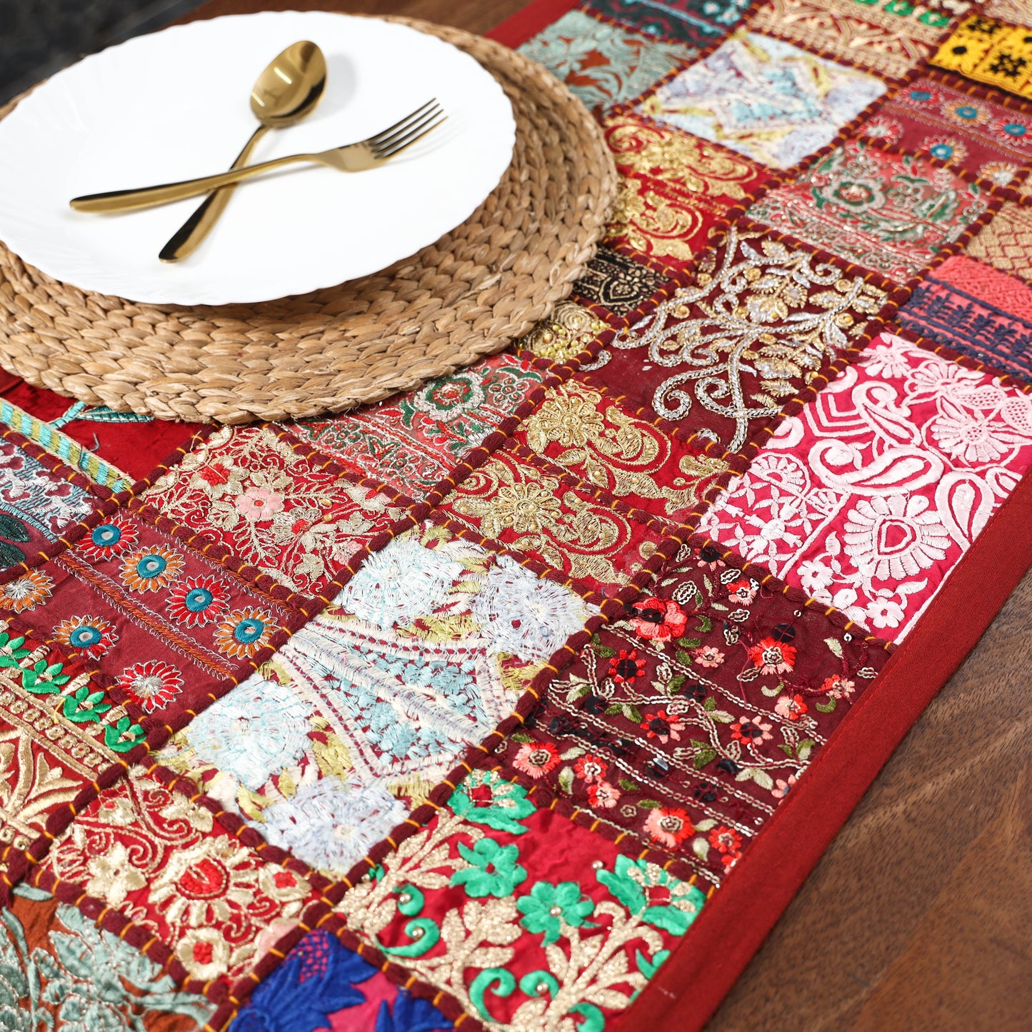 Khambadiya patchwork table runner (71 x 16 in) 05