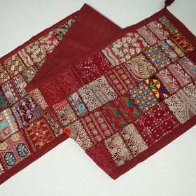 Khambadiya patchwork table runner (73 x 17 in) 08