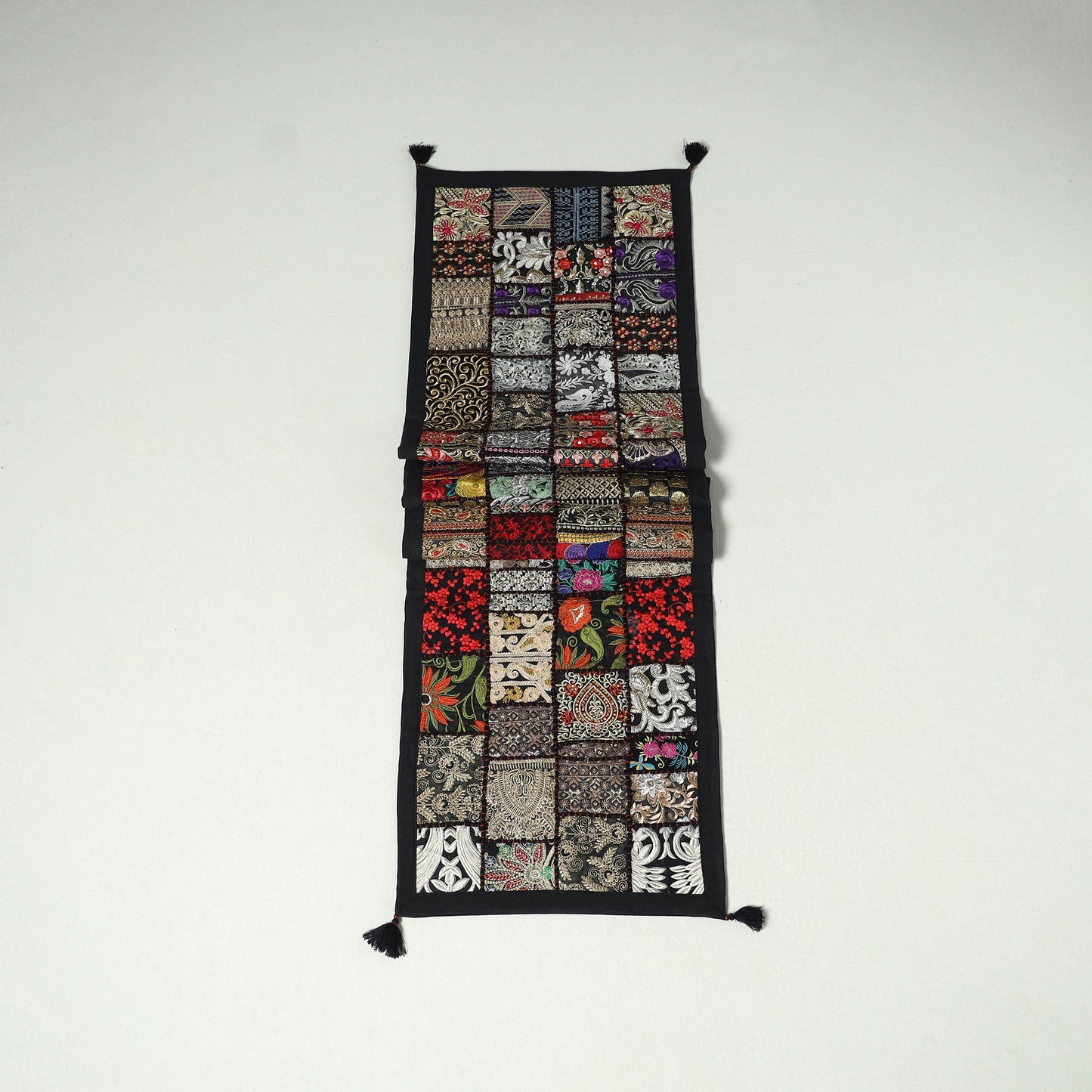 Khambadiya patchwork table runner (73 x 17 in) 21