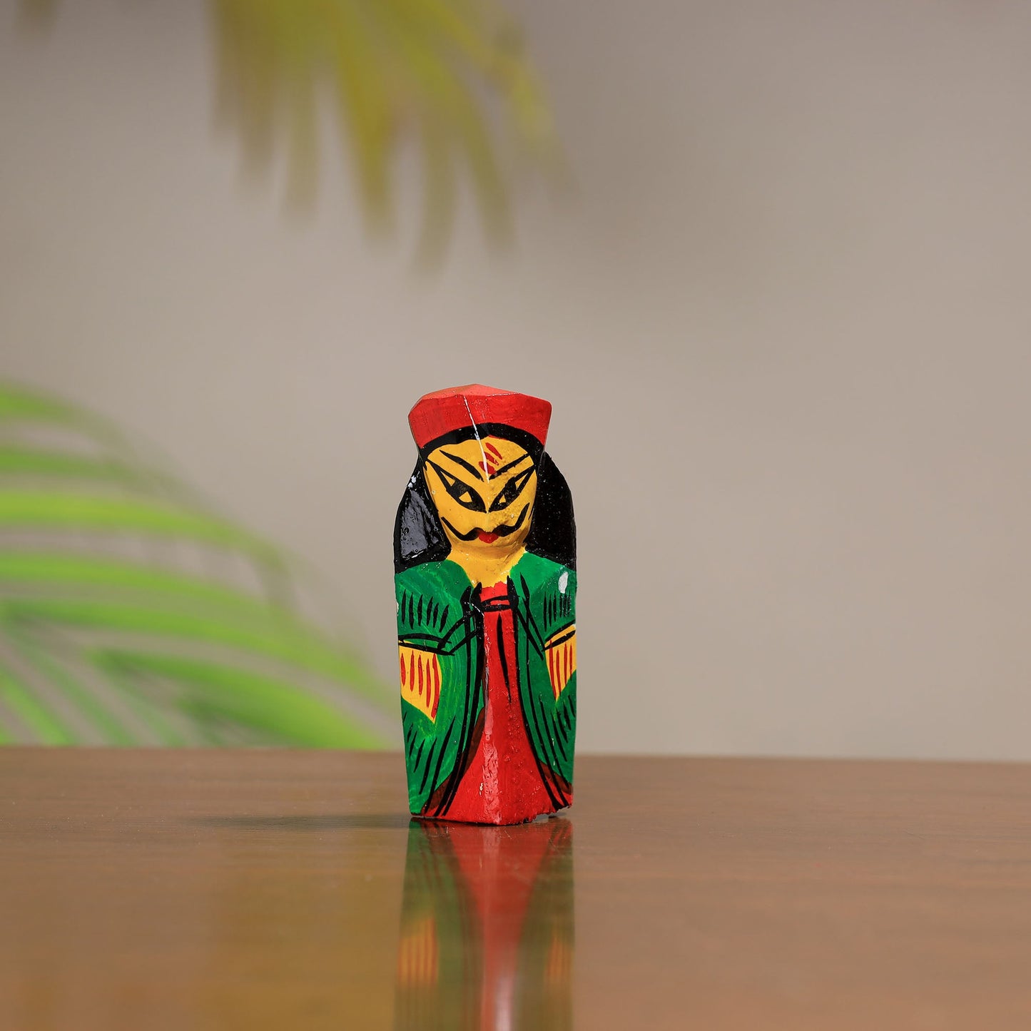 King & queen - traditional burdwan wood sculptures (set