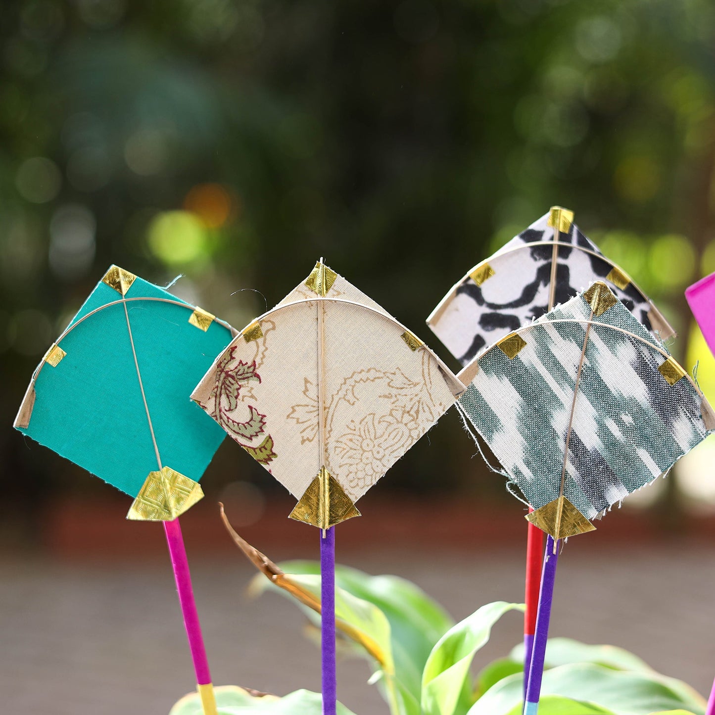 Kite - Handmade Paper Garden Stick (Set of 5)