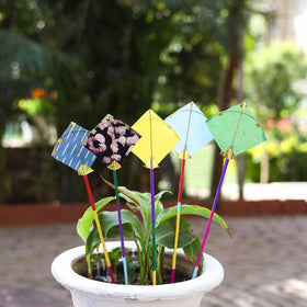 Kite - Handmade Paper Garden Stick (Set of 5)