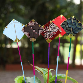 Kite - Handmade Paper Garden Stick (Set of 5)